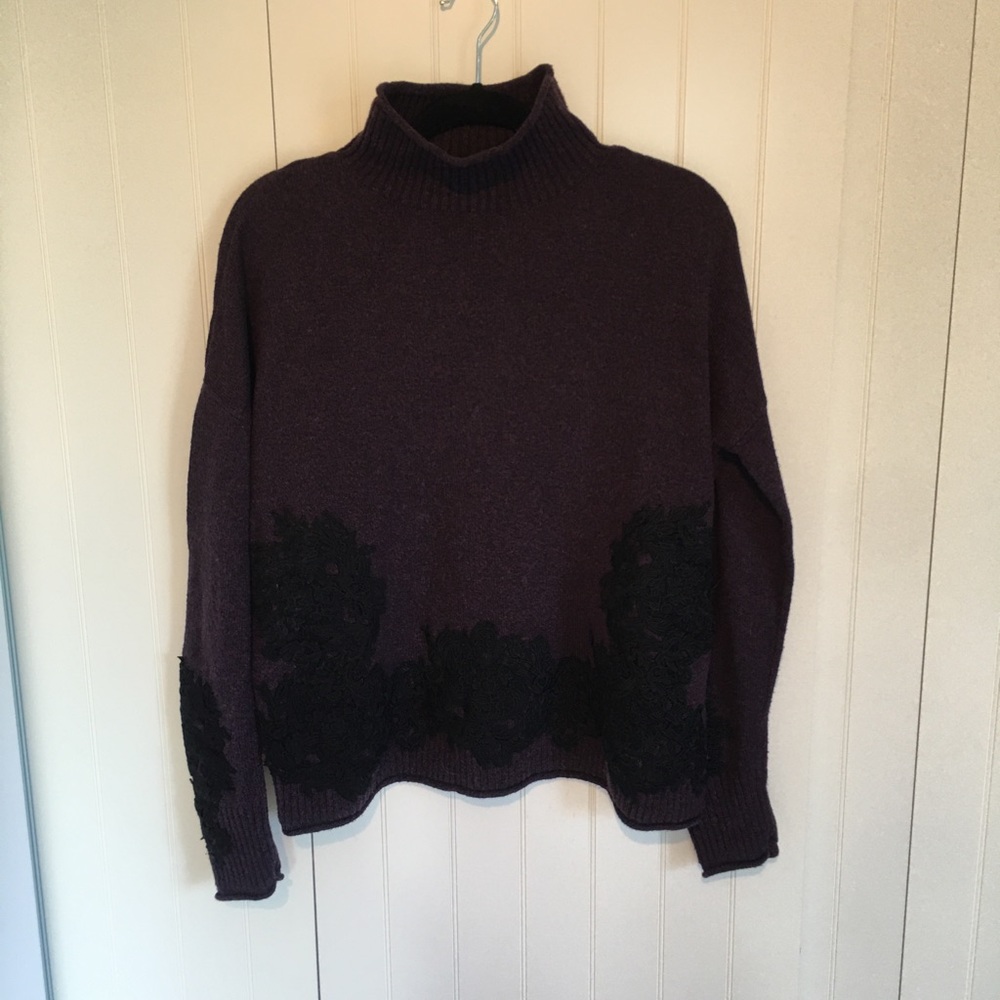 Sweater - Picture 2 of 4